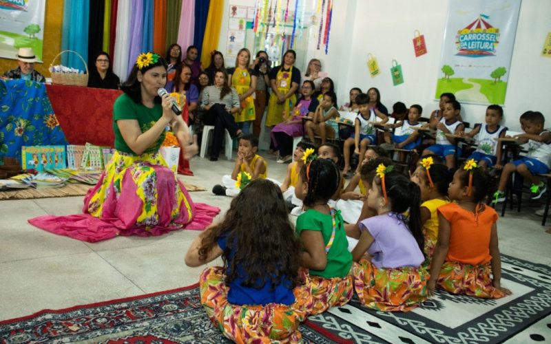 Carrossel da Leitura celebra mês das Crianças promovendo a literatura potiguar