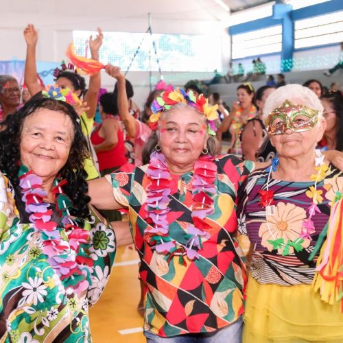 Festa e diversão marcam Carnaval dos Idosos no município de Parnamirim