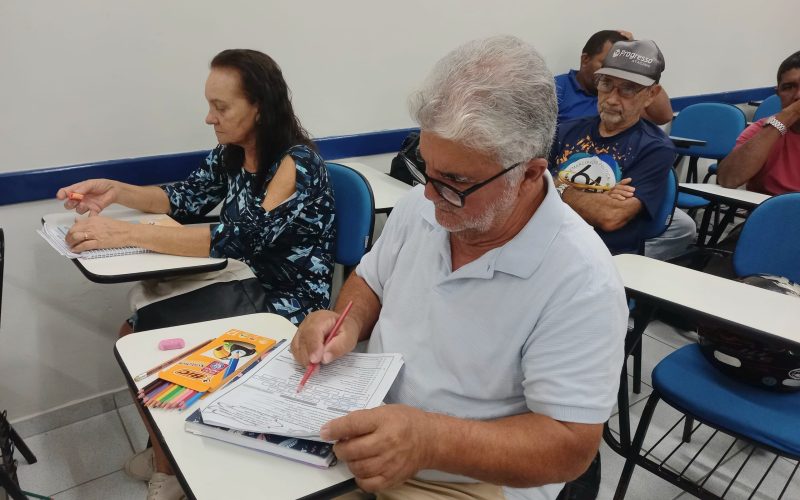 Programa de Alfabetização e Letramento de Jovens e Adultos está com inscrições abertas