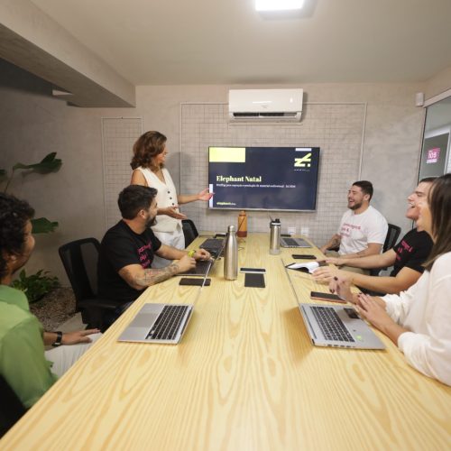 Elephant Coworking promove mentoria gratuita com dicas para um perfil de sucesso no LinkedIn