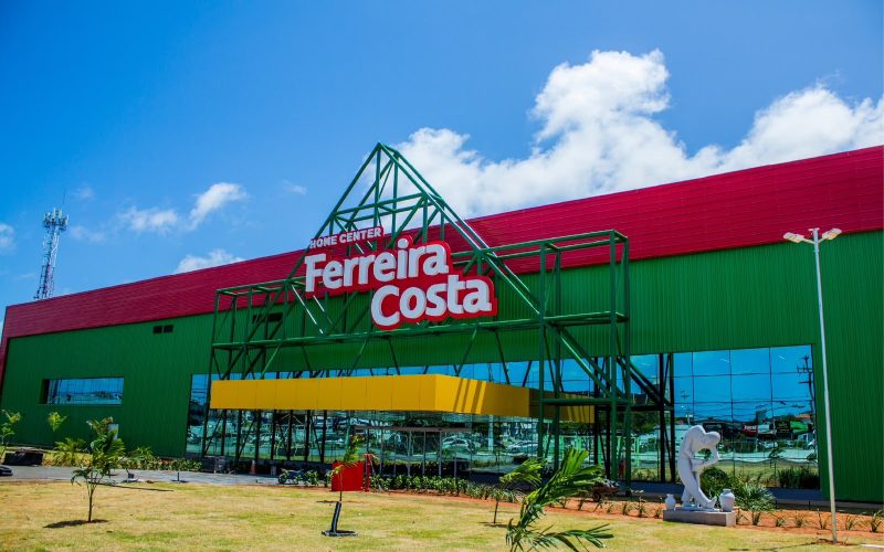 Ferreira Costa completa 142 anos em meio à transformação do consumo em panorama global