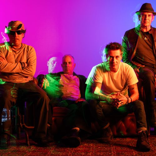 Capital Inicial traz hoje (3), a turnê “Acústico 25 Anos” para o Teatro Riachuelo