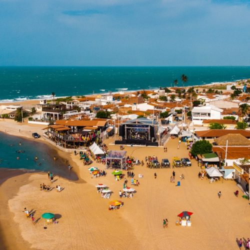 Carna Ilha 2025 promete agitar Galinhos com quatro dias de festa à beira-mar