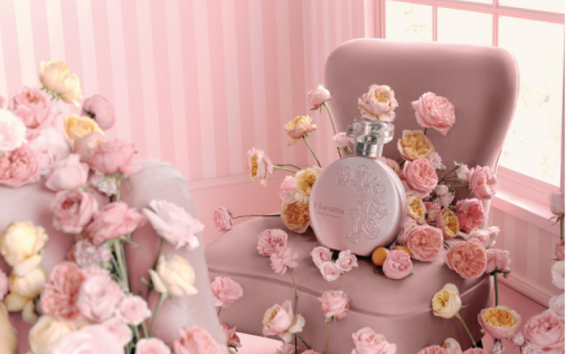 O Boticário inova a perfumaria floral e apresenta Floratta Rose Bouquet