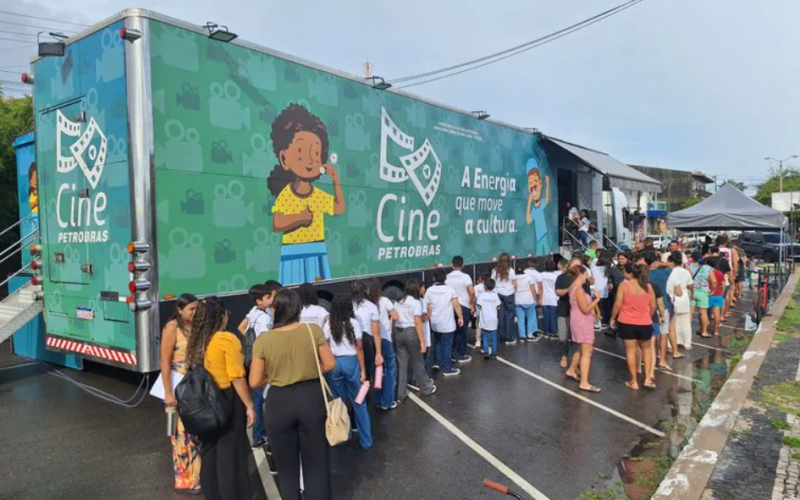 Projeto leva cinema gratuito a 30 cidades brasileiras e inclui municípios do RN