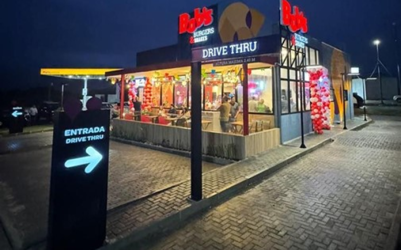 Modelo de negócio Drive-thru é aposta do Bob’s para expansão da rede