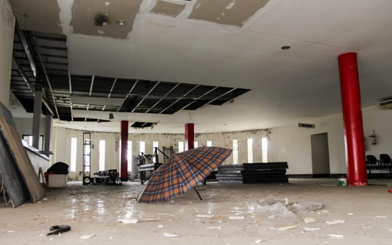 Prefeita de Parnamirim visita instalações do Teatro Municipal e anuncia mutirão de zeladoria