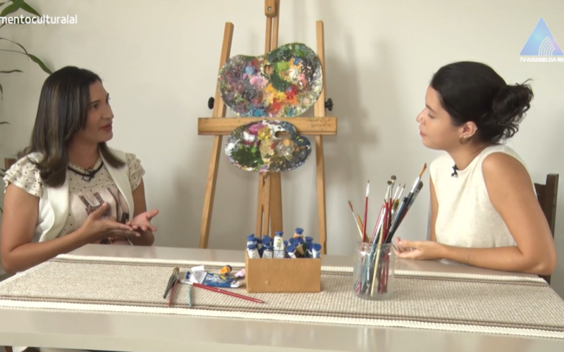 Momento Cultural com artista plástica Raquel Zapff