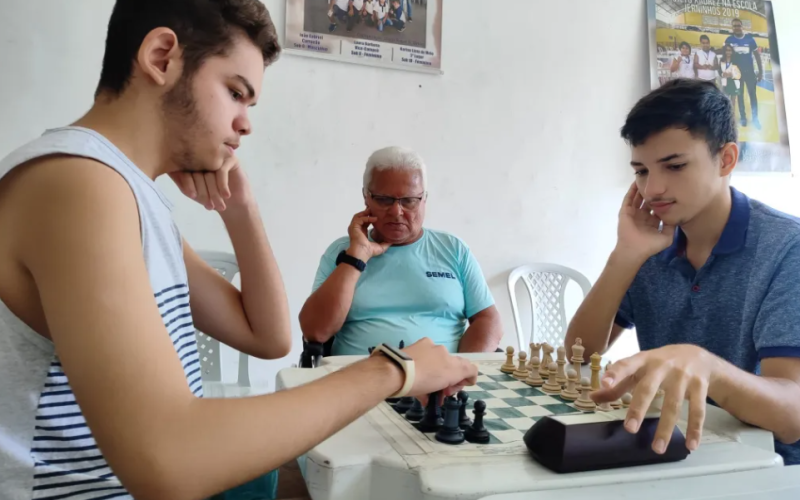 Projeto Checkmate inicia atividades com aulas e matrículas em Macaíba