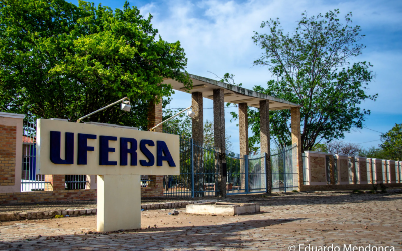 Ufersa promove 1ª Mostra de Talentos em alusão ao Dia dos Estudantes