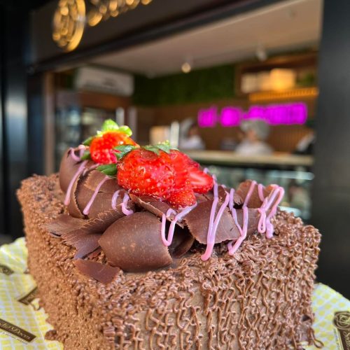 Container da Sodiê Doces no Shopping Cidade Verde comemora um ano de sucesso