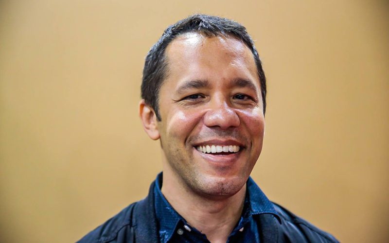 Autor de “Torto Arado”, Itamar Vieira Junior vem a Natal para Ocupação Literária