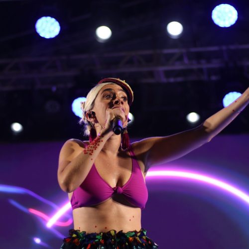 Juliana Linhares apresenta a consagrada turnê “Nordeste Ficção” no Teatro Riachuelo