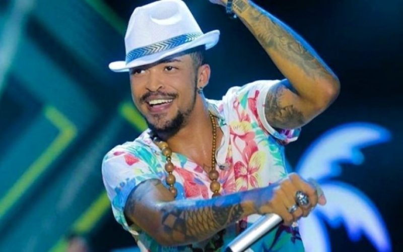 Lambasaia: conheça a banda que revive a lambada no Brasil