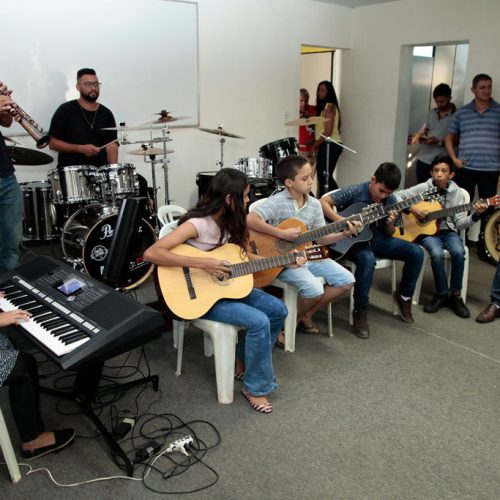 Instituto de Música oferece cursos gratuitos para estudantes da rede pública de ensino