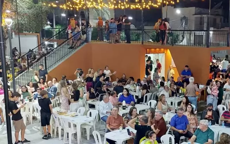 Memorial Deputado Wanderley Mariz foi inaugurado na Praça do Coreto em Caicó