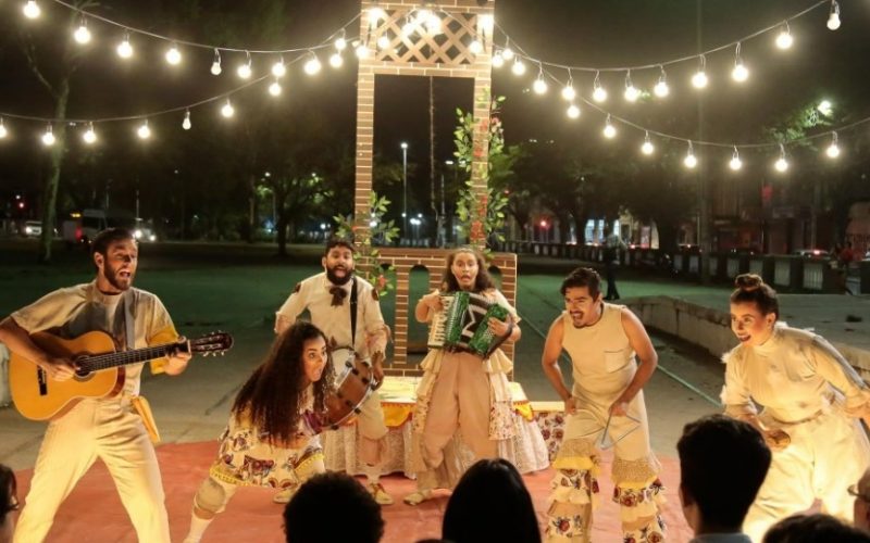 Espaço Tecesol recebe espetáculo “Julieta mais Romeu” nos dias 1 e 2 de março