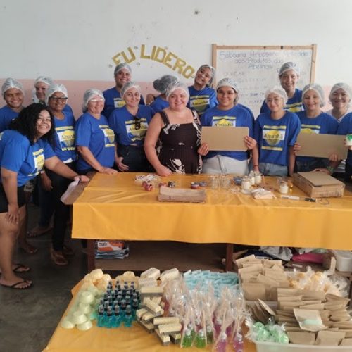 Codevasf inicia atividades do Projeto Amanhã no RN com curso de saboaria artesanal