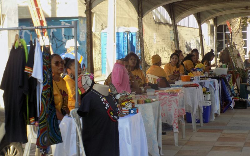 Feira Multicultural Aruandê – Pretas na Praça fortalece empreendedorismo feminino em Natal