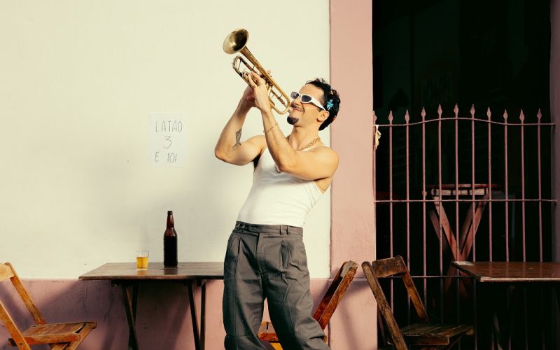 Romero Ferro lança visualizer de “Não Deixe o Frevo Morrer” nesta sexta