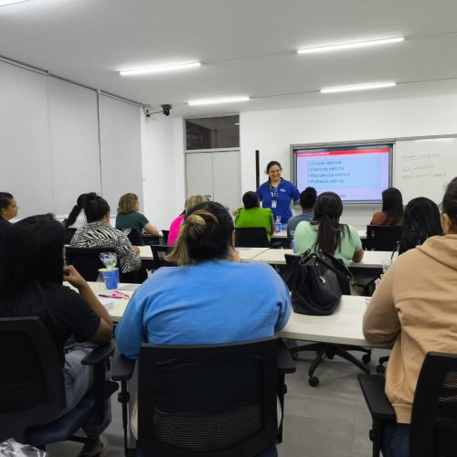 SENAI oferece turmas do curso de Mecânico em Sistemas de Climatização para mulheres