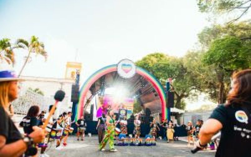 Segunda edição da Parada da Diversidade acontece no sábado (13) na Rua Chile