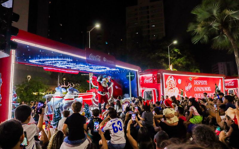 Beach Park dá início à temporada de Natal com a chegada da Caravana Coca-Cola