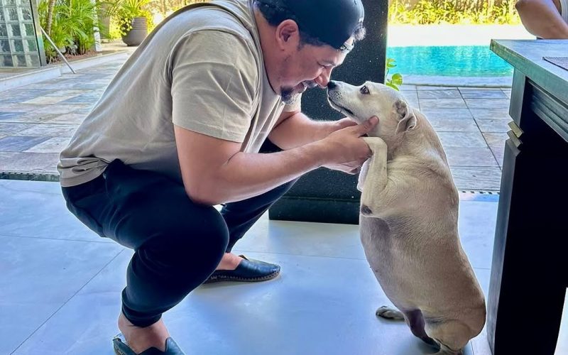Zezo Potiguar: Sucesso do forró é pai de 23 cães e levanta a bandeira da proteção animal