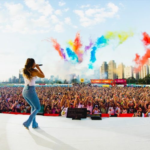 Ivete Sangalo estreia turnê “Ivete Clareou” em São Paulo com convidados especiais