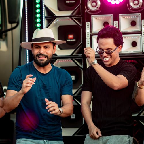 Thullio Milionário e Áureo Deni se unem em gravação de clipe no Rio Grande do Norte