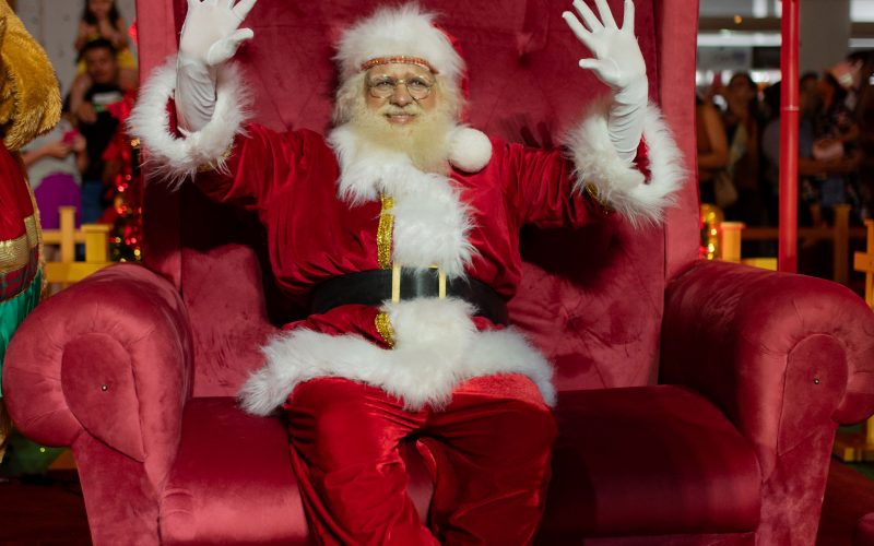 Papai Noel chega ao Partage Norte Shopping neste sábado (9) e inaugura o Vilarejo de Natal
