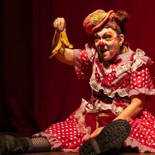 Agenda do BNB Cultural Mossoró tem formação de palhaços, espetáculos teatrais, música e poesia